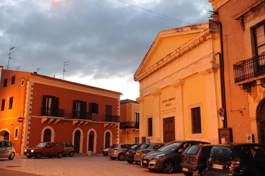 B&B Al Teatro Comiso Luaran gambar